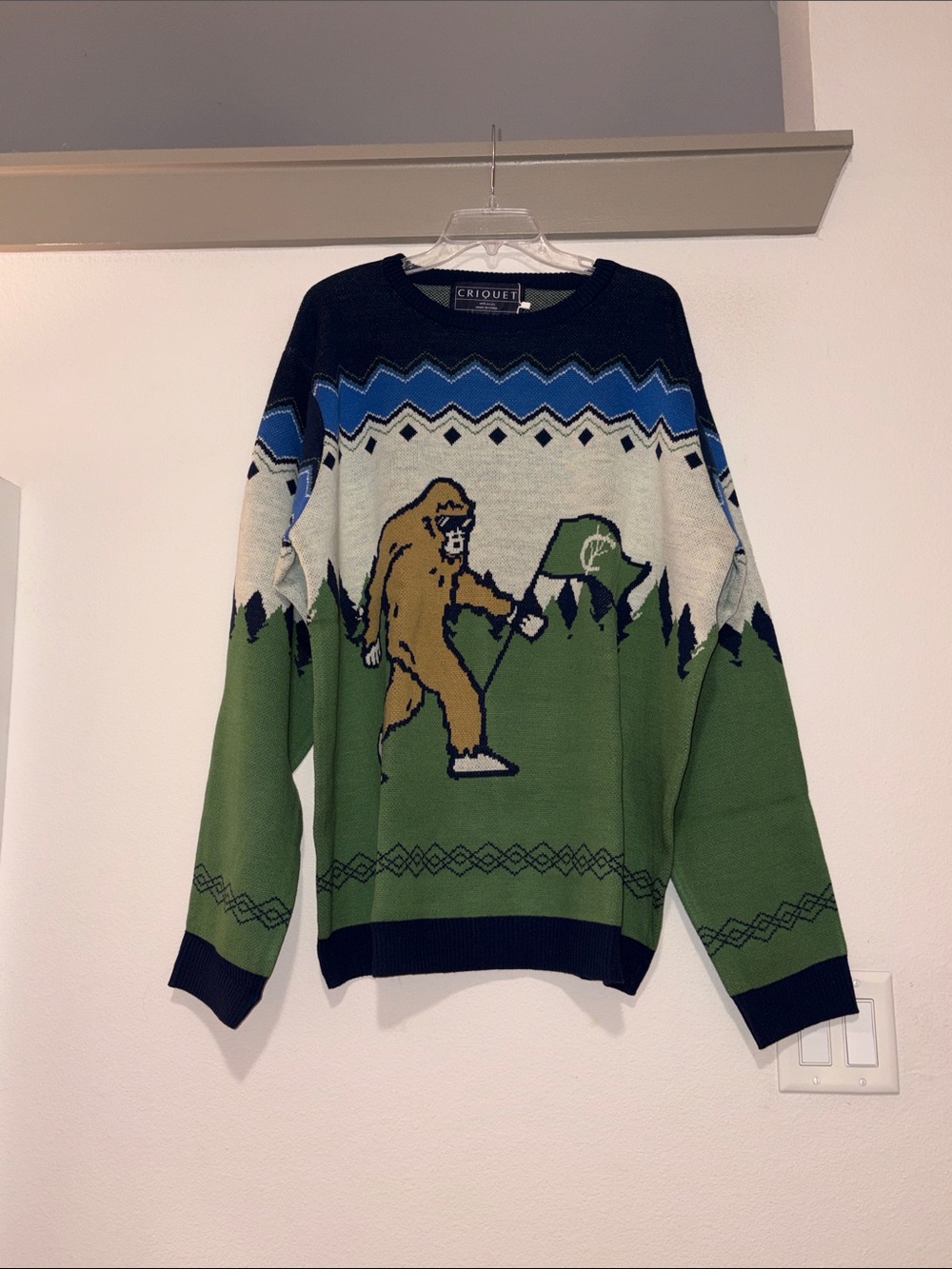 Criquet Bigfoot Sweater SZ 2XL NWT